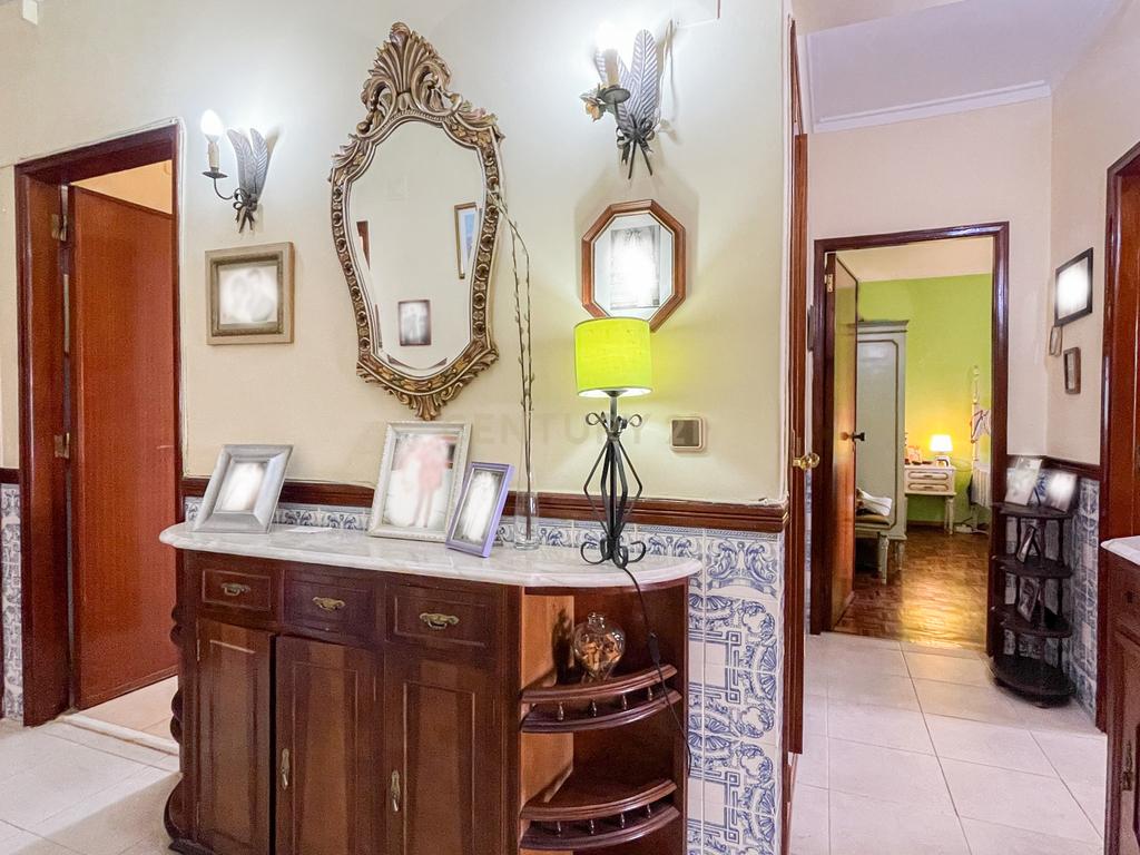 Apartamento T3 - Casal do Chapim - Odivelas - Garagem - Arrecadação - Image 19